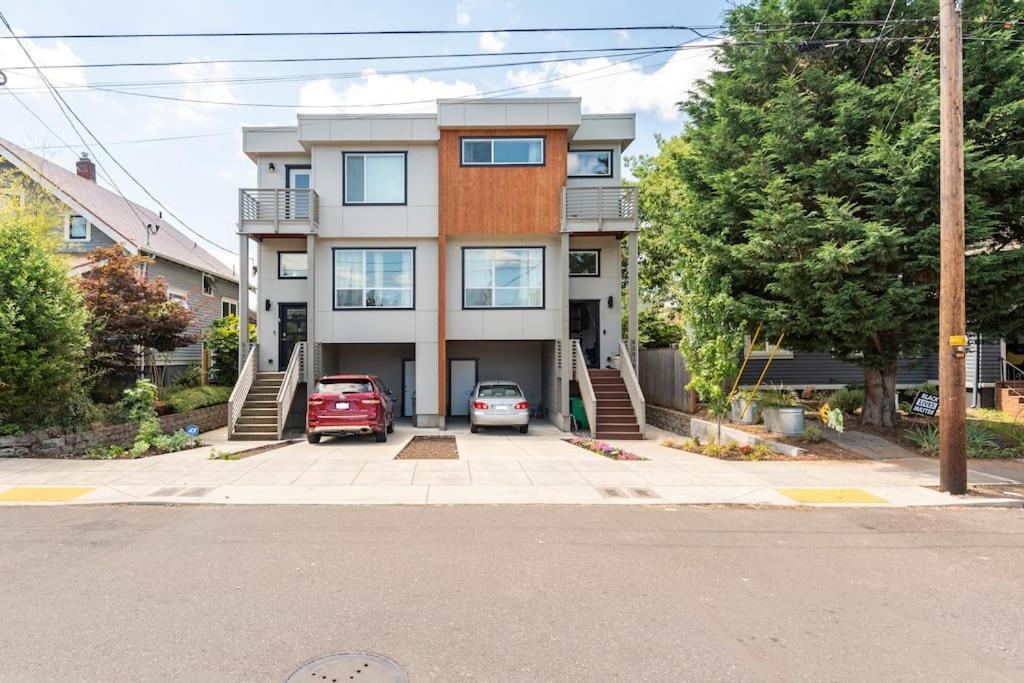 Comfy Family Home, Walkable Neighborhood + Patio! بورتلاند المظهر الخارجي الصورة