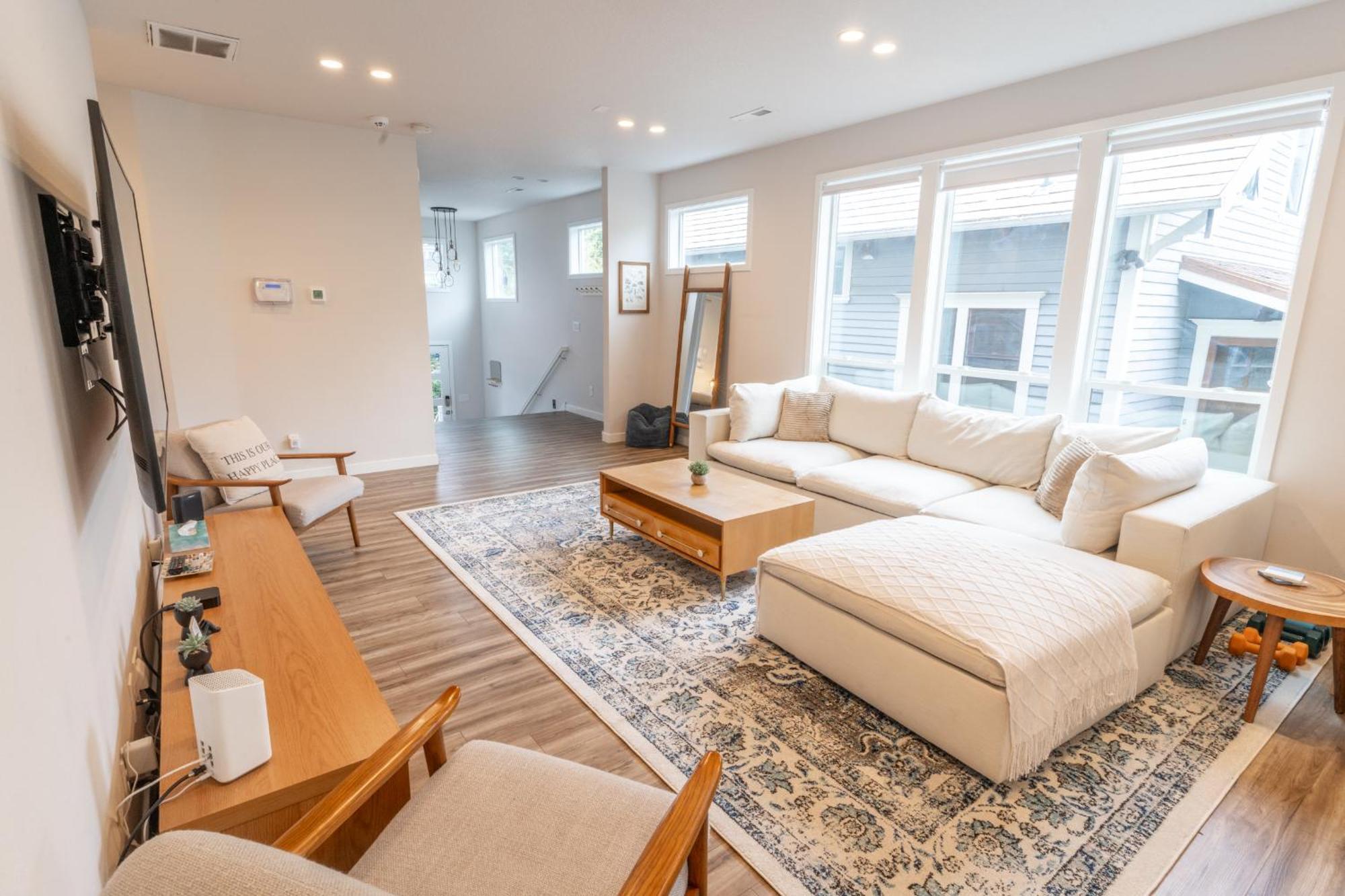 Comfy Family Home, Walkable Neighborhood + Patio! بورتلاند المظهر الخارجي الصورة