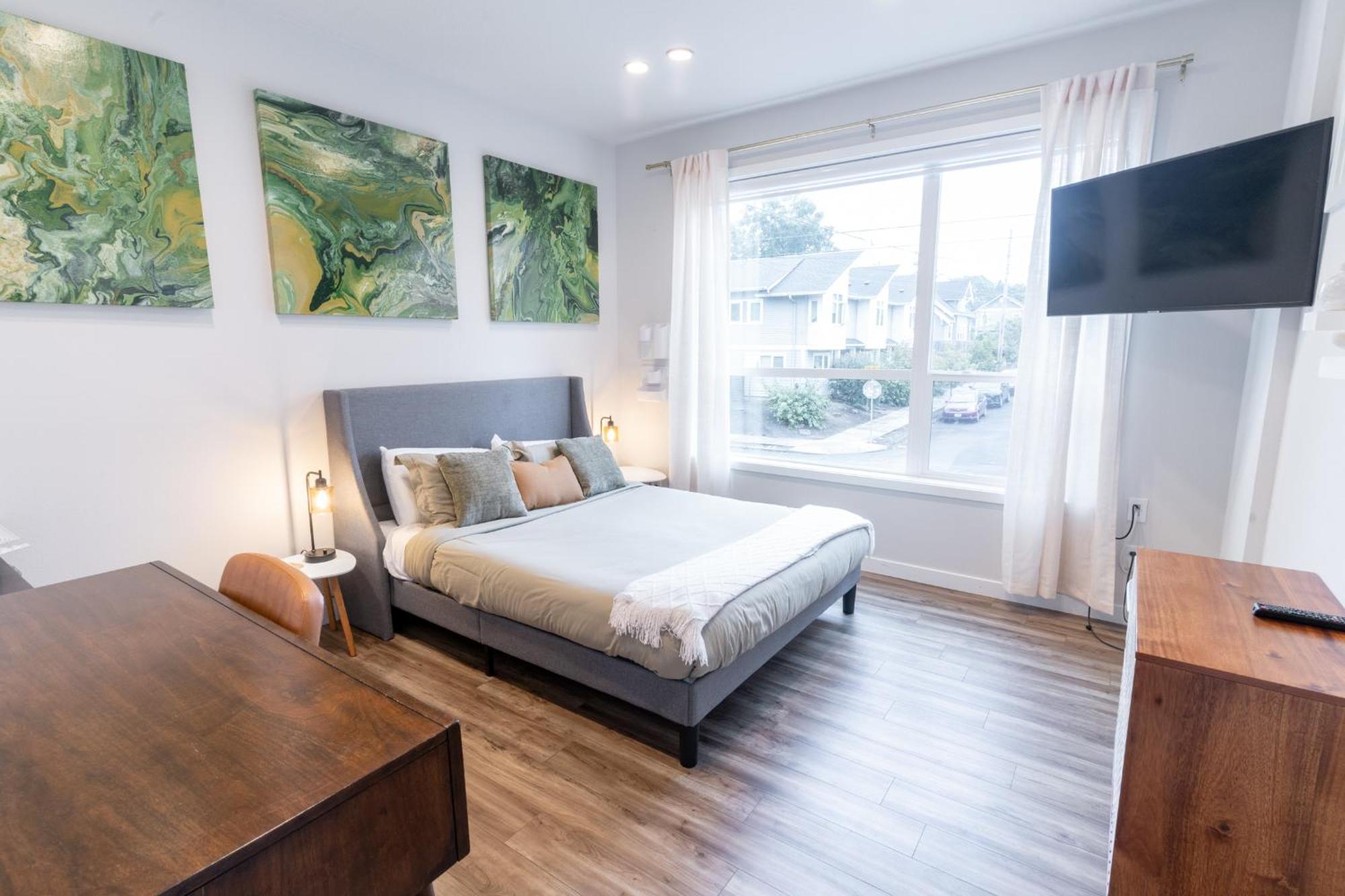 Comfy Family Home, Walkable Neighborhood + Patio! بورتلاند المظهر الخارجي الصورة