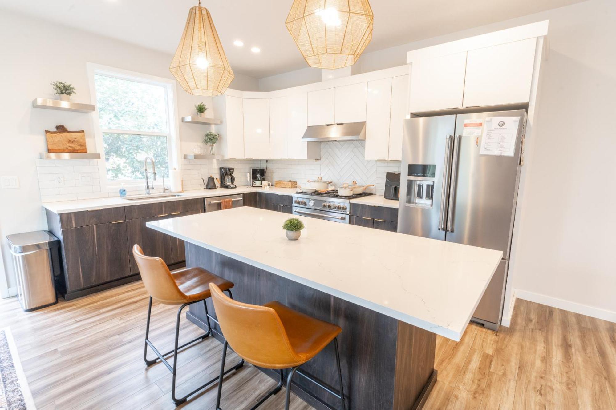 Comfy Family Home, Walkable Neighborhood + Patio! بورتلاند المظهر الخارجي الصورة