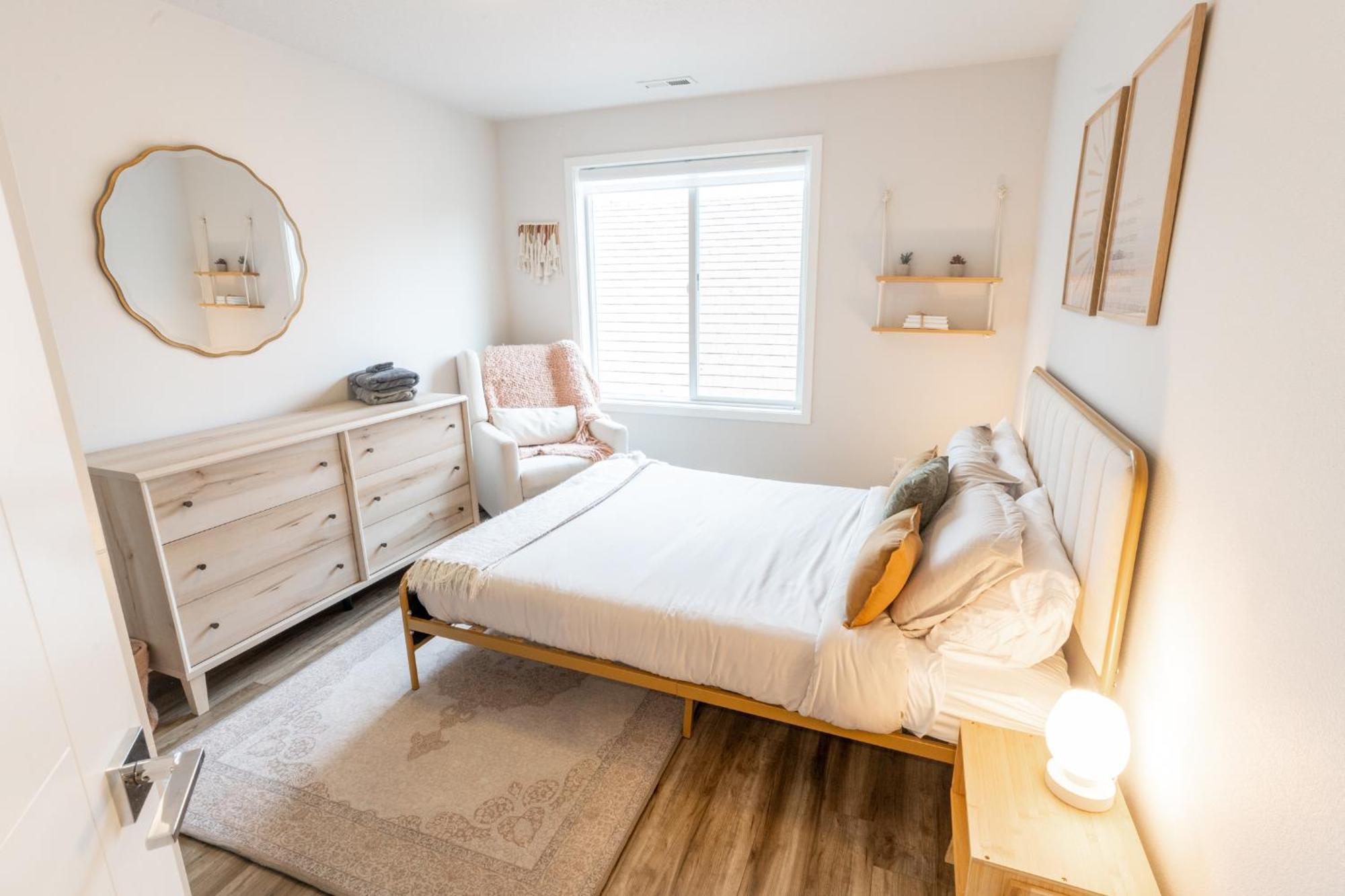 Comfy Family Home, Walkable Neighborhood + Patio! بورتلاند المظهر الخارجي الصورة