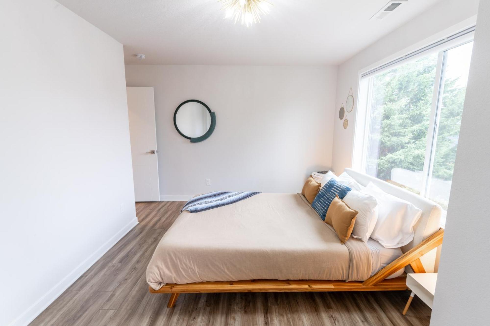 Comfy Family Home, Walkable Neighborhood + Patio! بورتلاند المظهر الخارجي الصورة